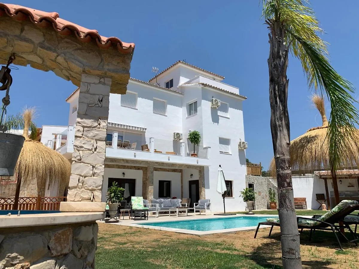 Los Nisperos Algarrobo Costa