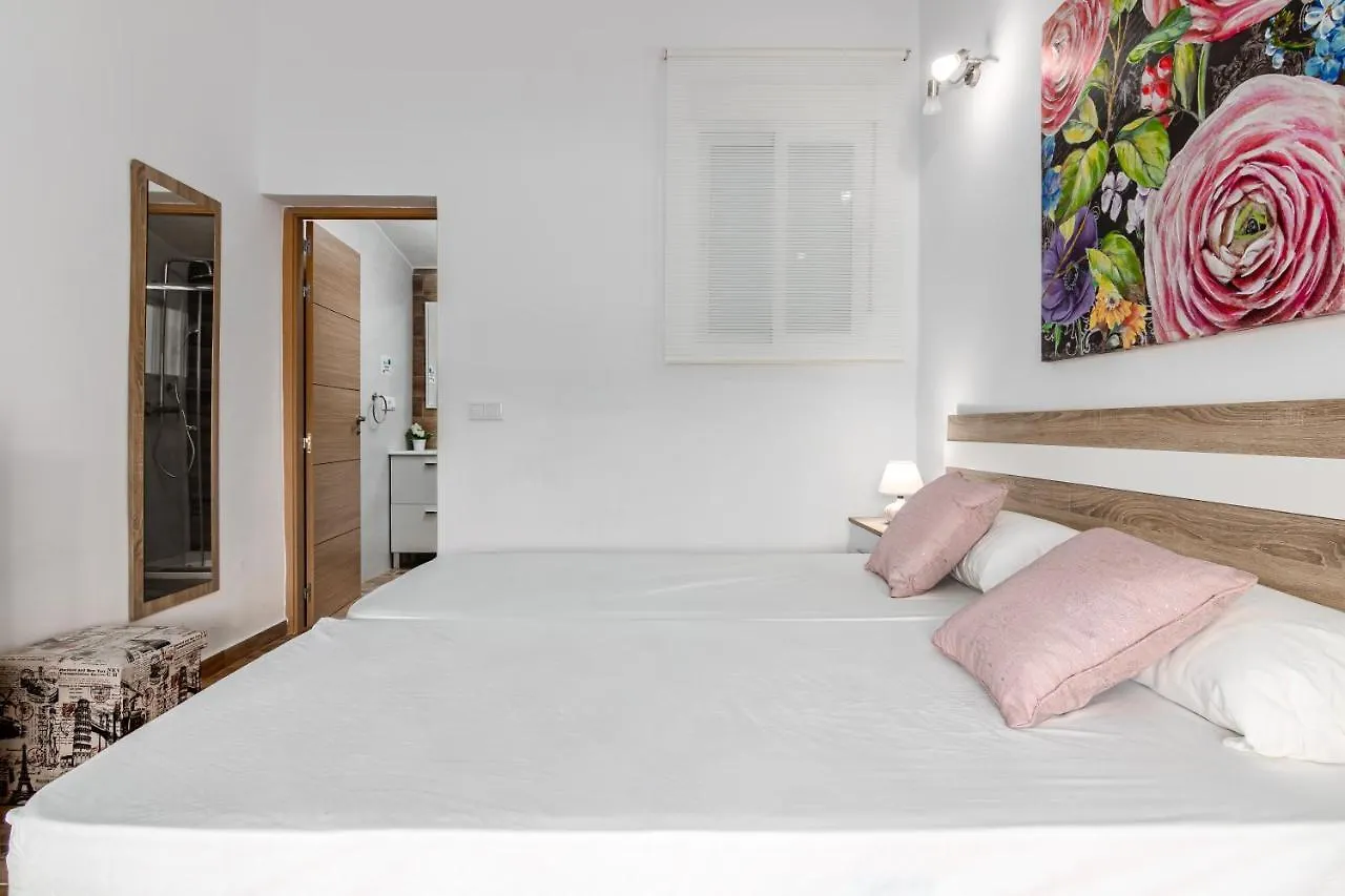 Los Nisperos Algarrobo Costa Holiday home